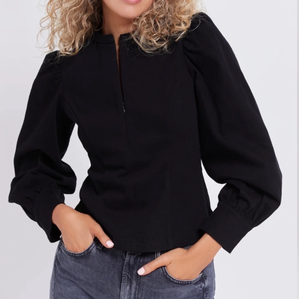 HYACINTH HOUSE Tuckernuck Black Denim Front Zip Anderson Blouse XXS